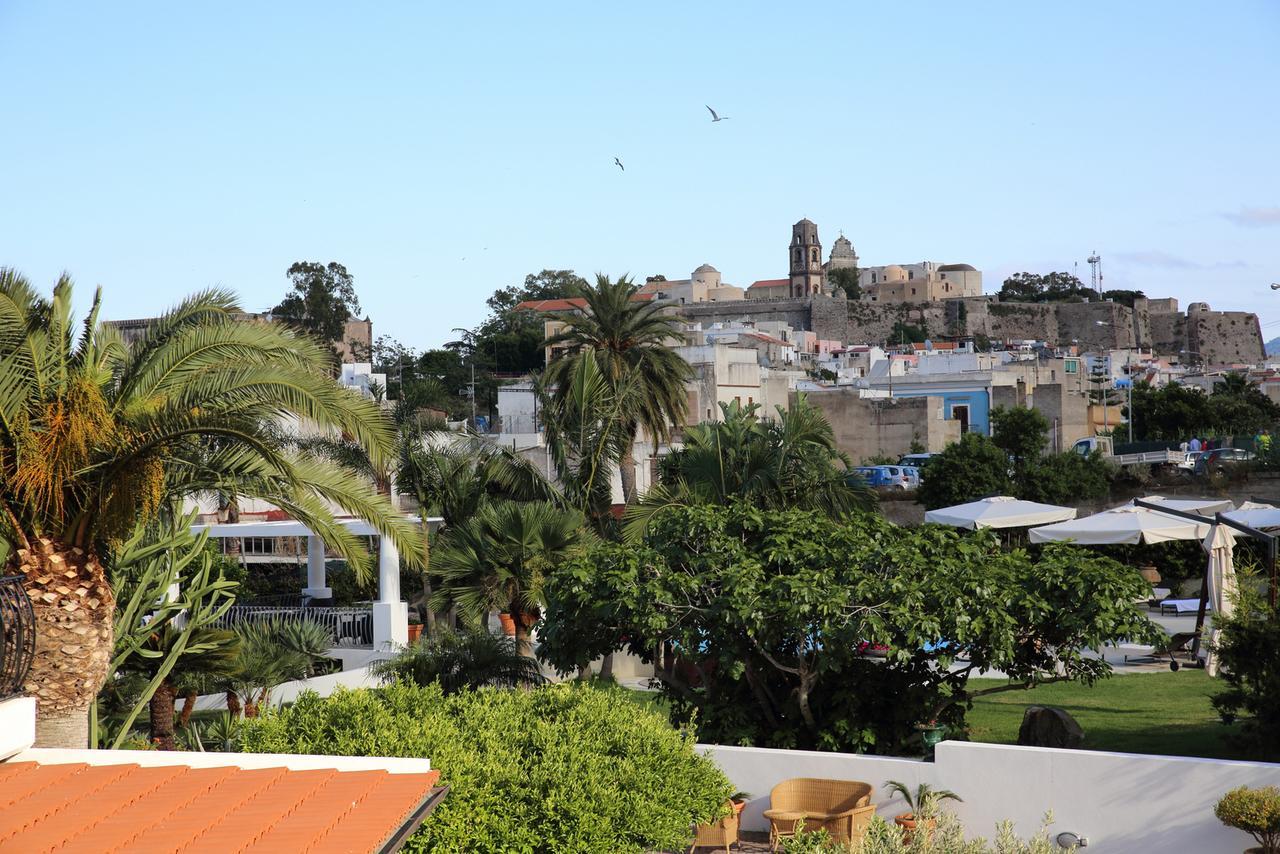 Residence Hotel La Giara Lipari  Buitenkant foto